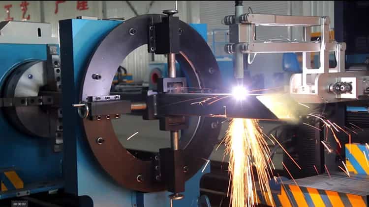 square pipe cutting machine3